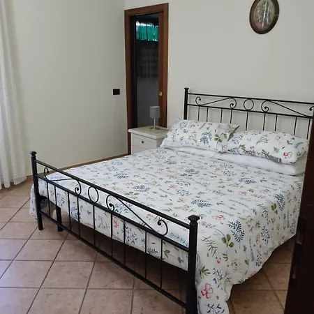 Casa Rosy Appartement Tarquinia